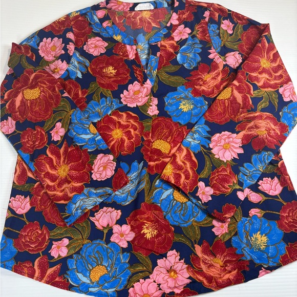 Emily Wonder Floral V-Neck MISSING Left Roll Tab Button SzM - Picture 12 of 12